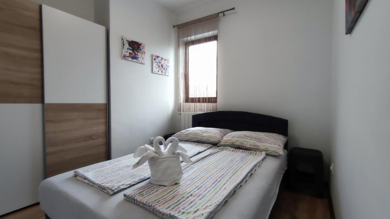 Apartments Marla ポレッチ エクステリア 写真