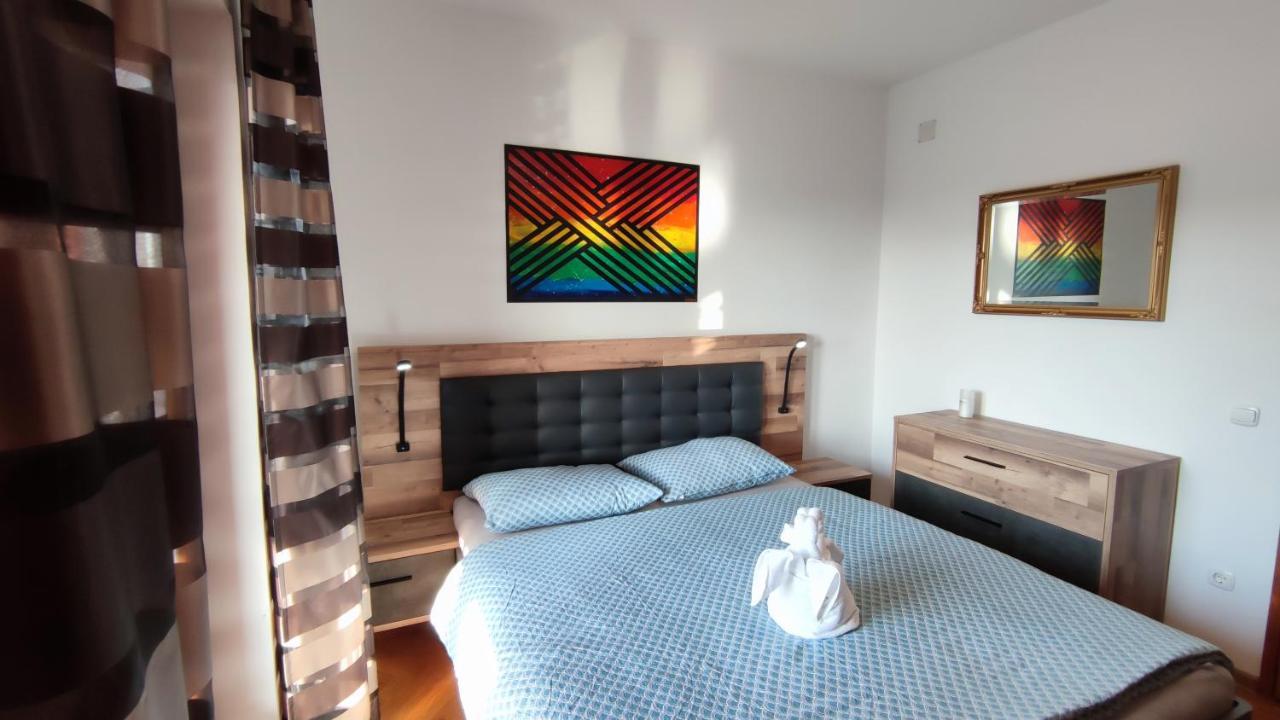 Apartments Marla ポレッチ エクステリア 写真